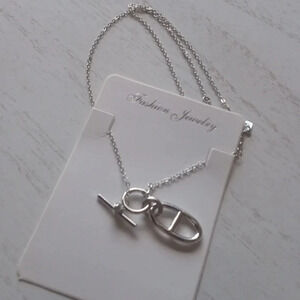 Beautiful shiny fashion jewelry necklace‎